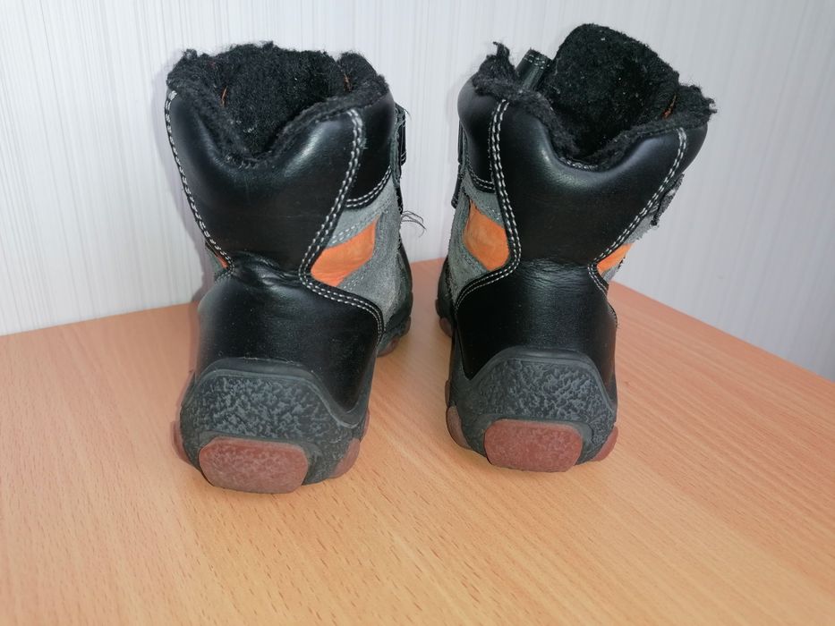 Ботинки демисезонные р. 26 Bartek