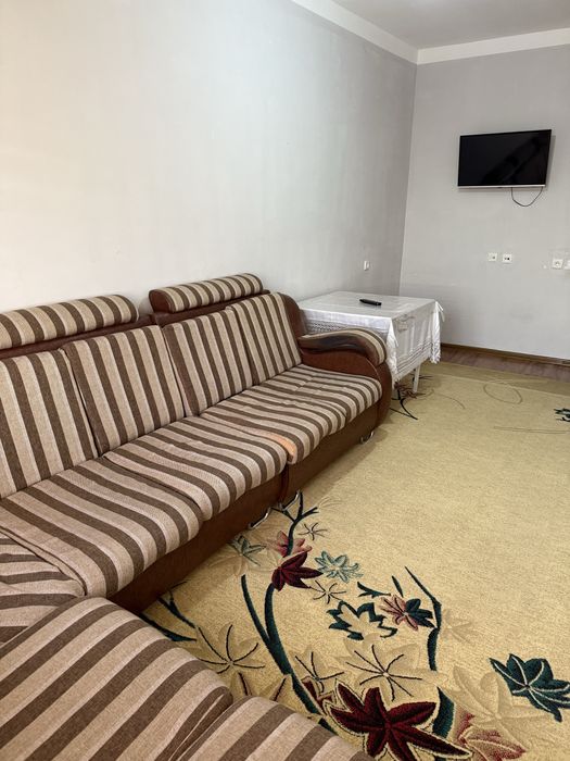 Фаргонани Пакана Массивида арендага кв бор 2 хонали барча шароити бн