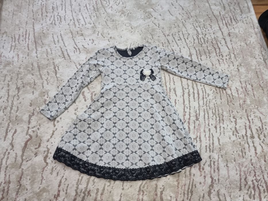 Детска рокля за момиче 8-9г