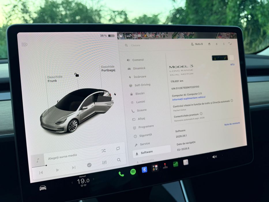 Tesla Model 3 Long Range