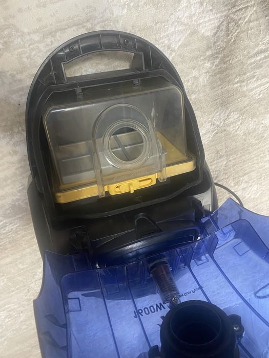 Пылесос марки LG