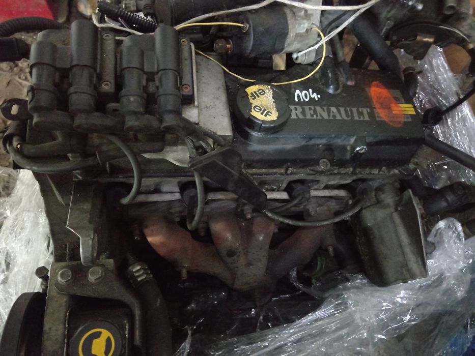 Продам двигатель рено K7M 8 клапанная