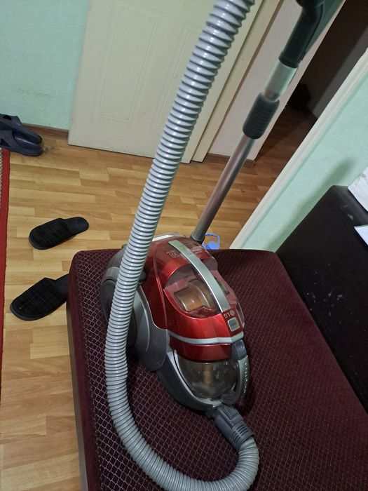 Пылесос лджи продам