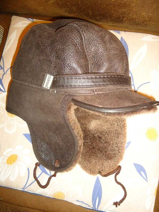 Зимна шапка ушанка