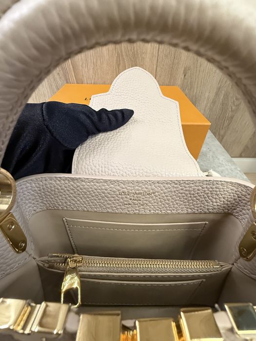 Geanta Louis Vuitton mini capucines