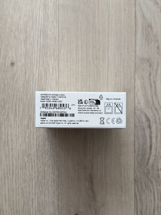 AirPods 4 ANC (Noi, Sigilate)