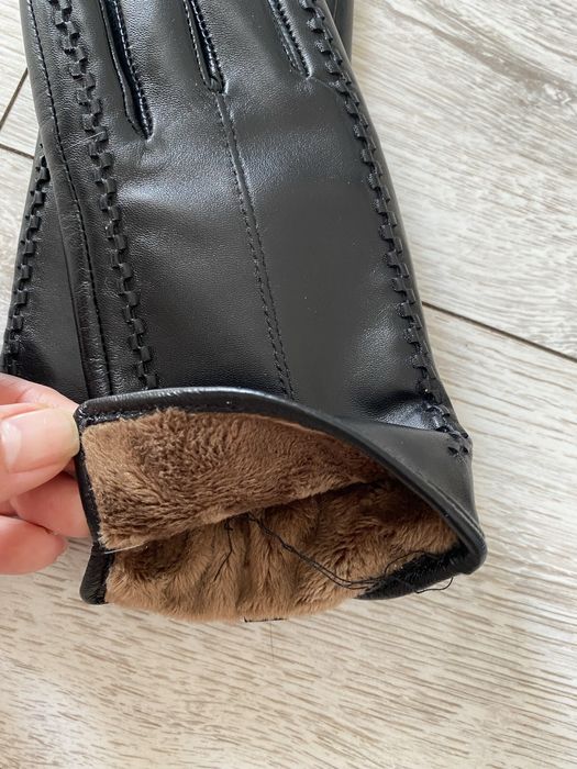 Женские кожаные перчатки