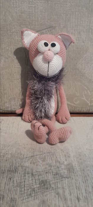 Продам декоративную игрушку