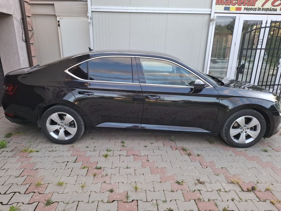 SKODA Superb 2018 — imagine 3