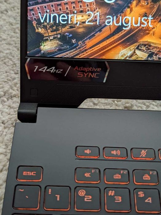 Laptop gaming ASUS TUF F15 i7 13700H / RTX 4070 / 64GB RAM / 1TB SSD