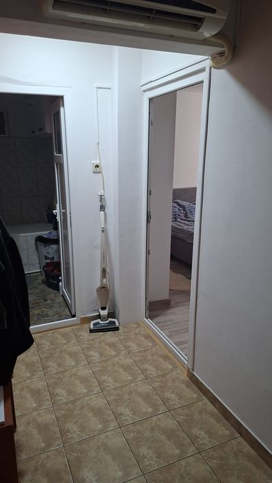 Vând apartamet Doraly !