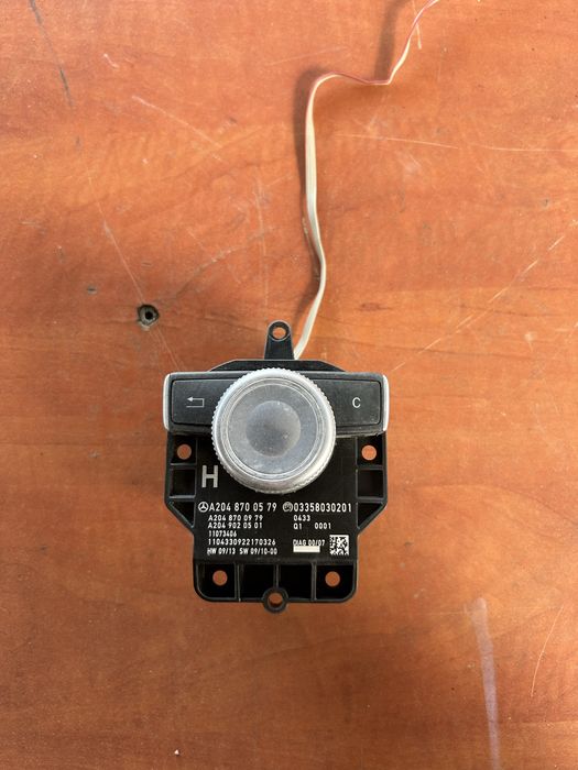 Joystick buton comanda navi mercedes c class w204,A2048700579