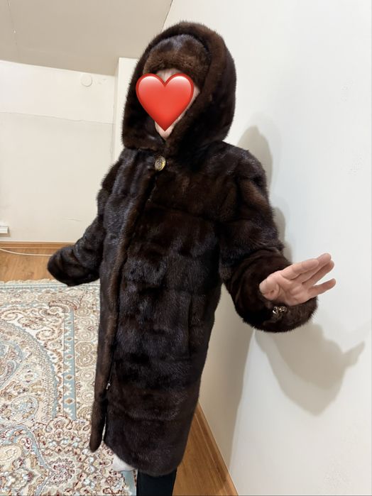 Продам норковую шубу