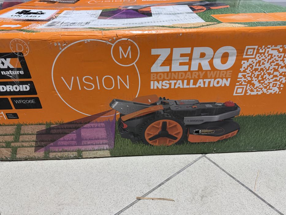 Robot tuns iarba Worx Vision Landroid M600 WR206E