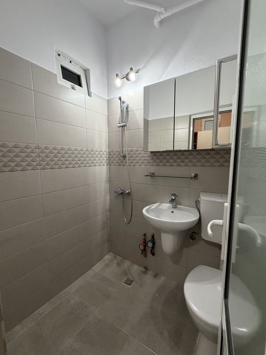 Garsoniera proaspat renovata