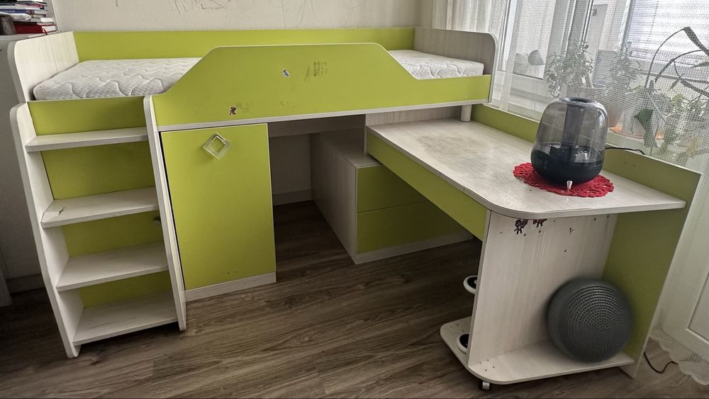 Продам кровать чердак