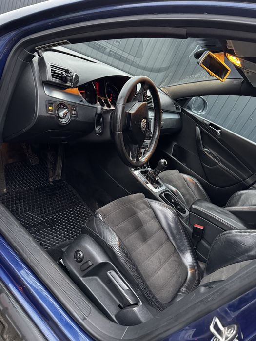 Volkswagen Passat B6 2.0 TDI  140 CP 2006