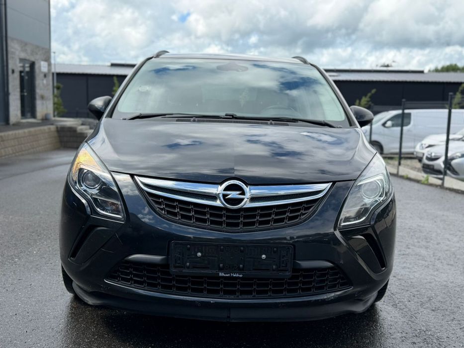 Opel Zafira 1.4 benzina