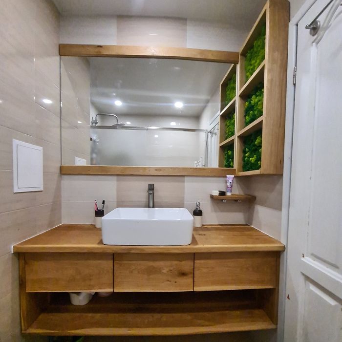 Плотове и мебели за баня от масивно дърво и епоксидна смола