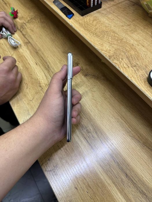 Samsung s21+ 5G hamilon