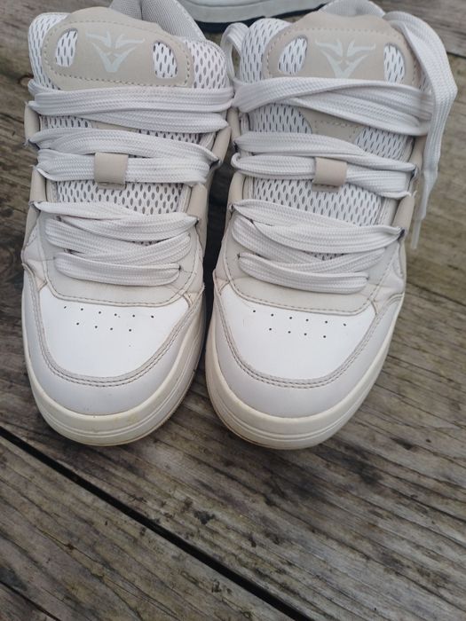 Adidasi dama marimea 37