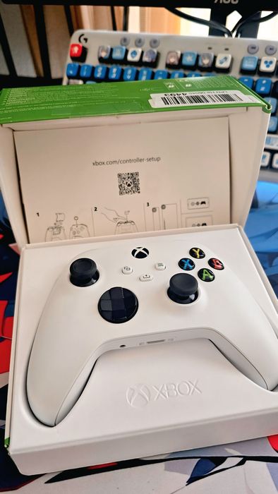 НОВ Xbox Controller Robot White