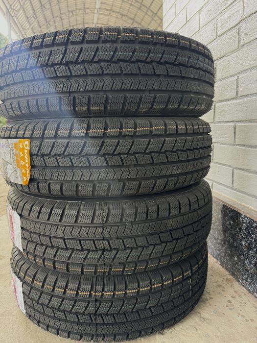 Зимние шины 185/65/15 Ovation