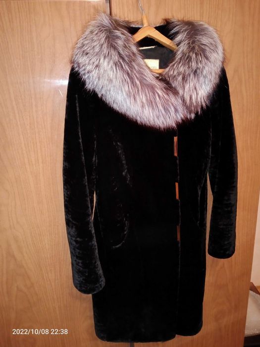 Шуба женская DASIMU Турция мутон 44 размер воротник песец