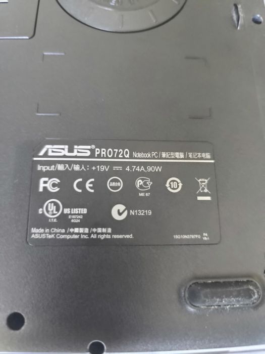 Лаптоп ASUS Pro72Q 17"