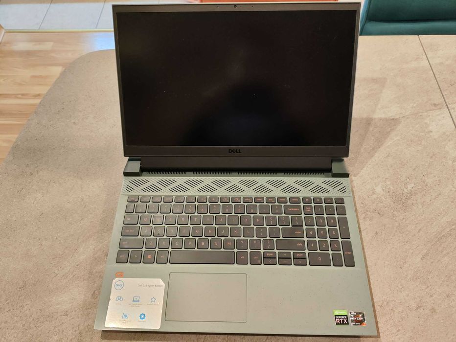 Гейминг лаптоп Dell G15 Ryzen 7 5800H 24GB