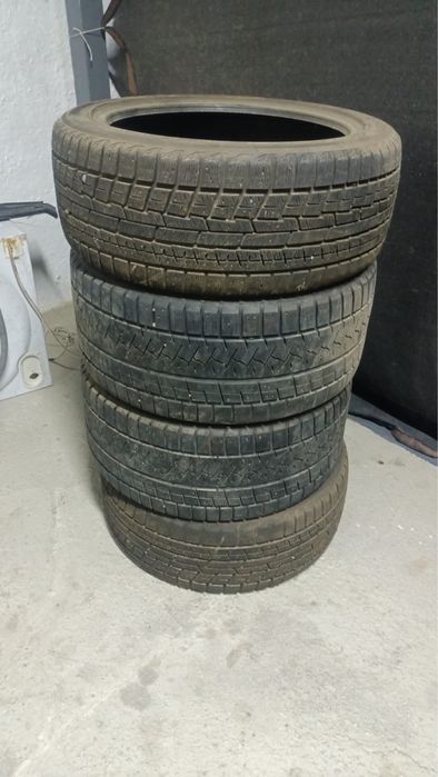 Продаю комплект зимних шин