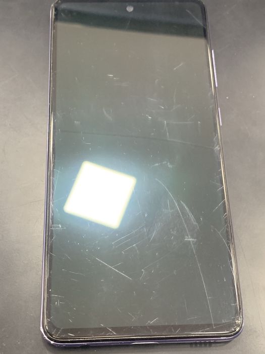 Продам Samsung Galaxy A52