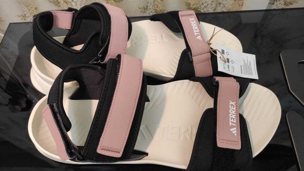 Adidas Terrex Hydroterra (44.5-45 размер) - сандалии, сланцы, обувь