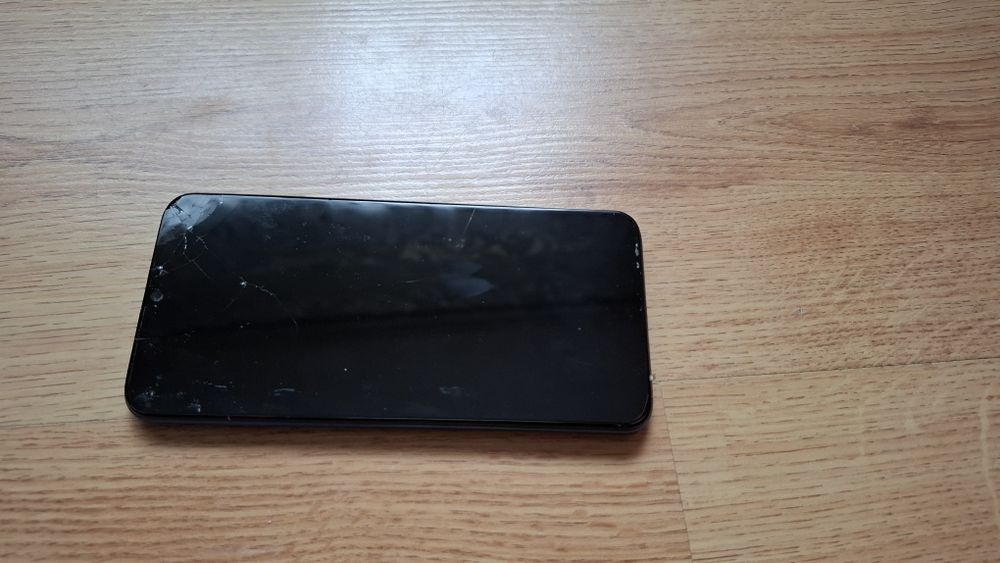 Самсунг а40 за части