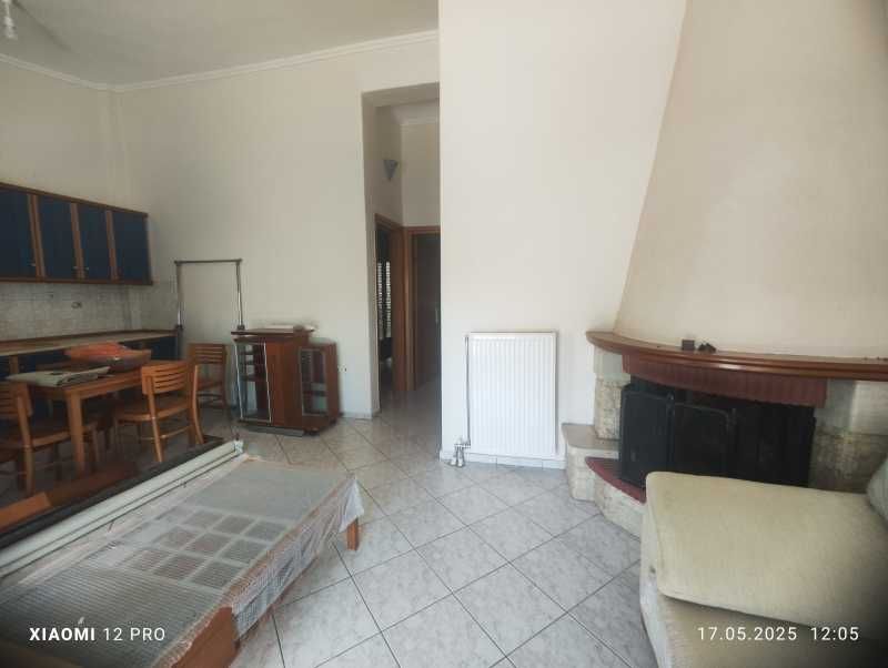 Просторен апартамент с гараж