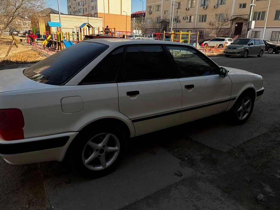 Продам Audi 80 b4