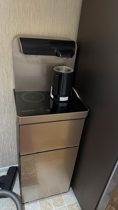 Кулер aiwa В комплекте все имеется