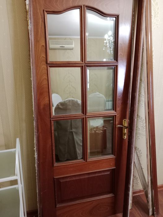 Отдам бесплатно дверь