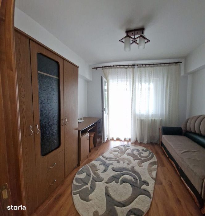 Apartament 4 camere etaj 1 Mall