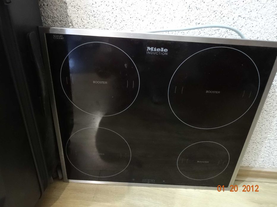 индукционнен плот MIELE/за ремонт