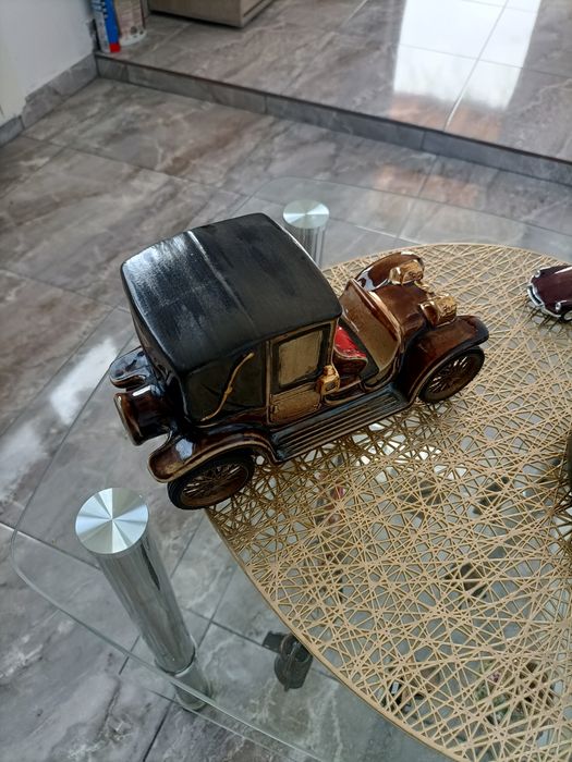 Mașinuță de colecție