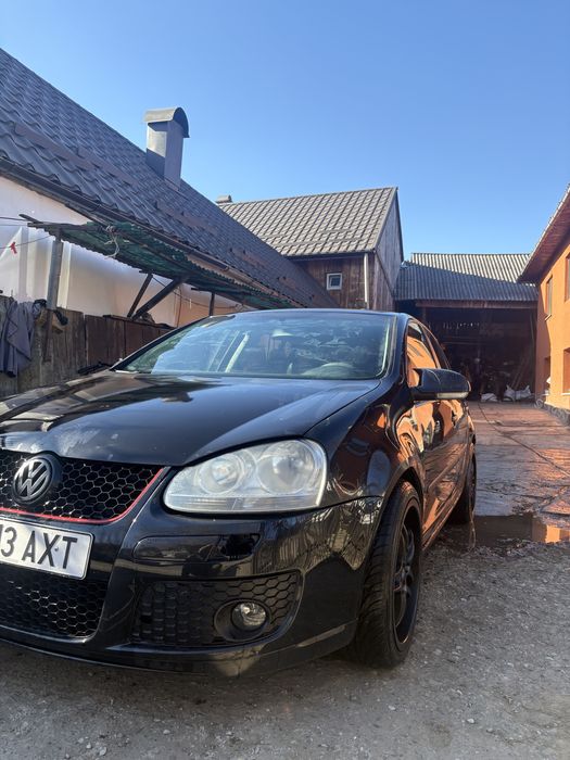 Vând golf 5 140 in stare foarte buna