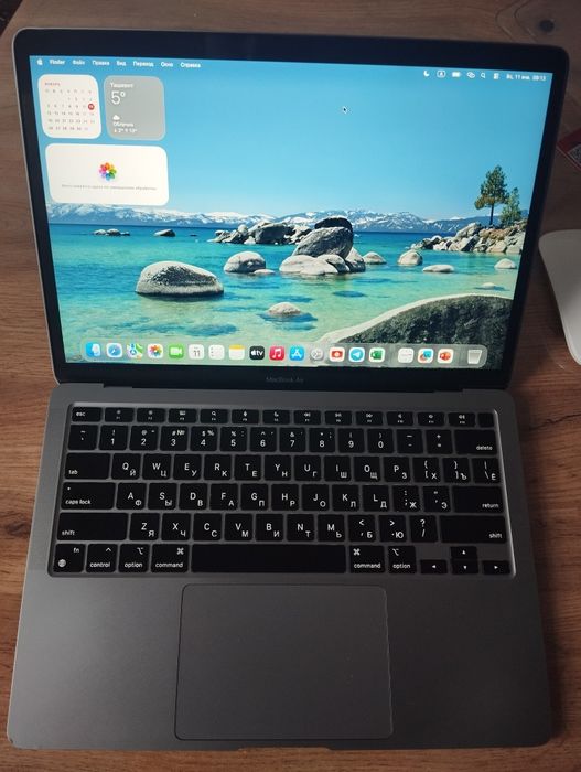 MacBook air M1 8/256