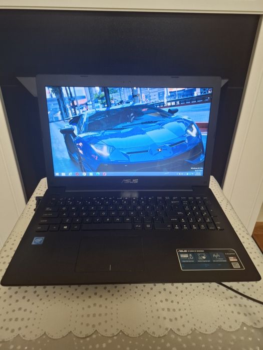 Leptop Asus (pentru piese)