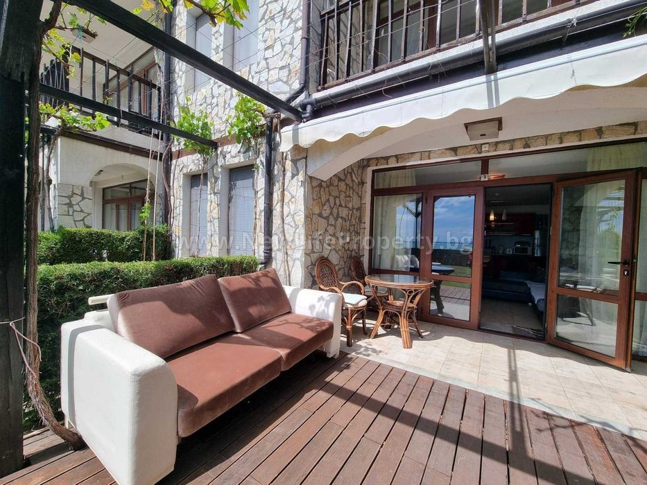 Продава се Тристаен апартамент в Свети Влас - 75 кв.м за 2507 €/кв.м - Снимка #1