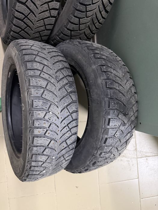 Продам шины Michelin x-ice north4