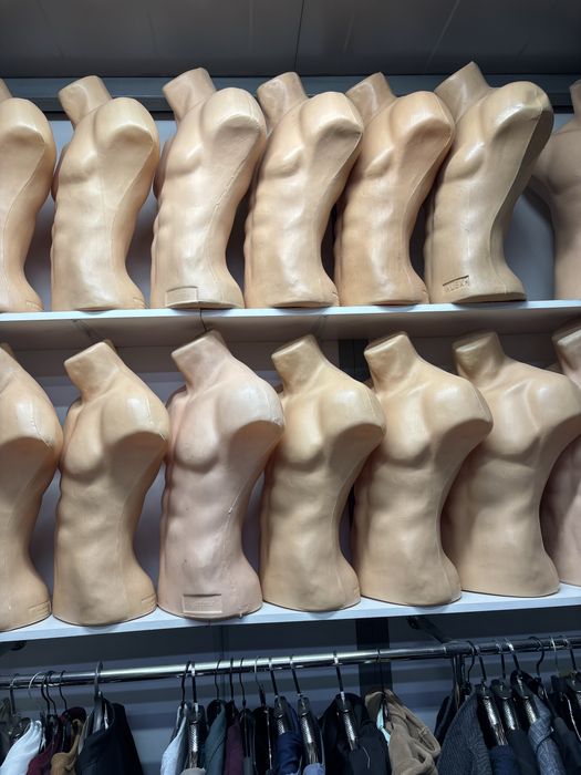 Продам торсы мужские