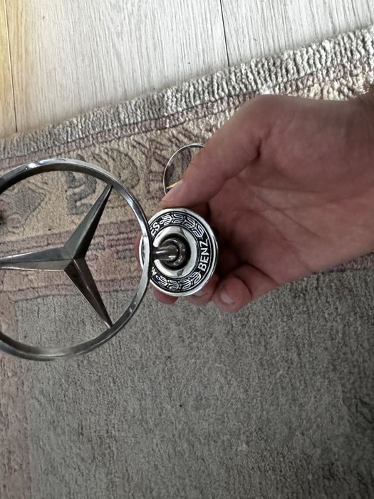 Sigla Jaguar si Mercedes originale