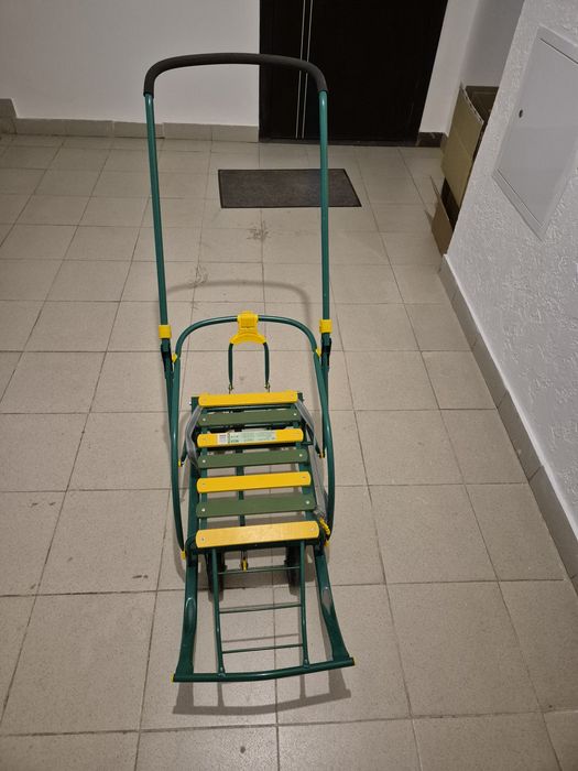 Продаются санки Nikki 3