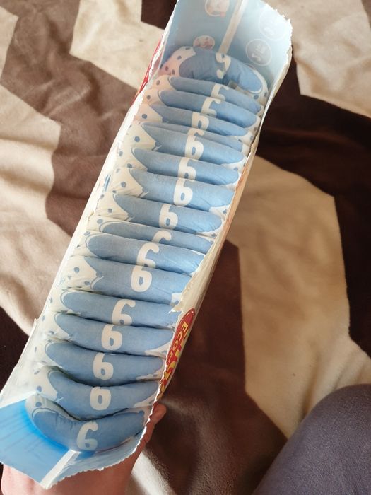 Продам памперс размер 6